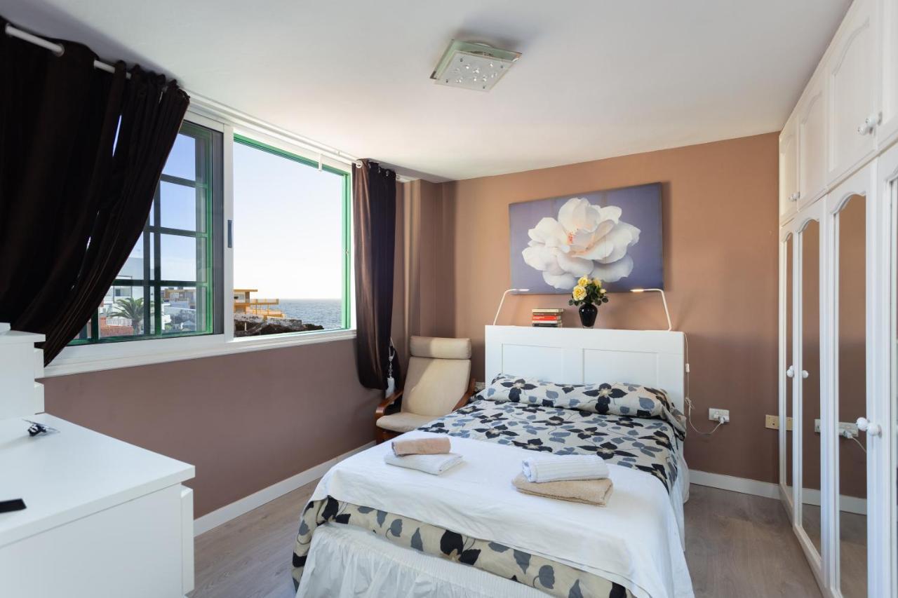 Home2Book Charming Sea Front House El Escobonal Bagian luar foto