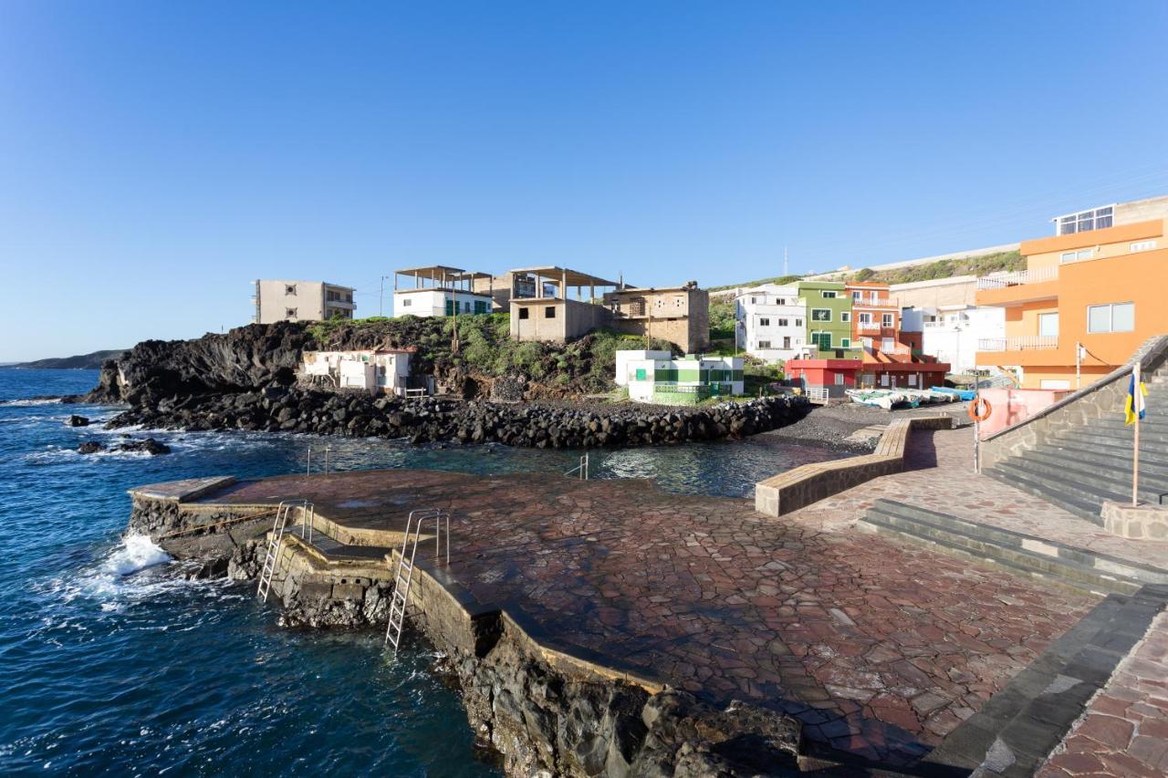 Home2Book Charming Sea Front House El Escobonal Bagian luar foto